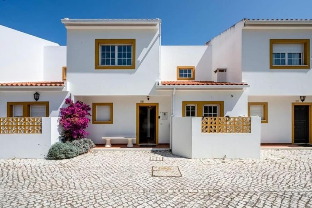 Pool-Golf-Ocean Resort Home In Praia Del Rey Amoreira  Exterior foto
